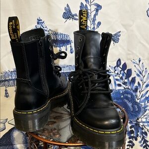 Dr. Martens Jaden Boot SmoothLeather Platforms GC